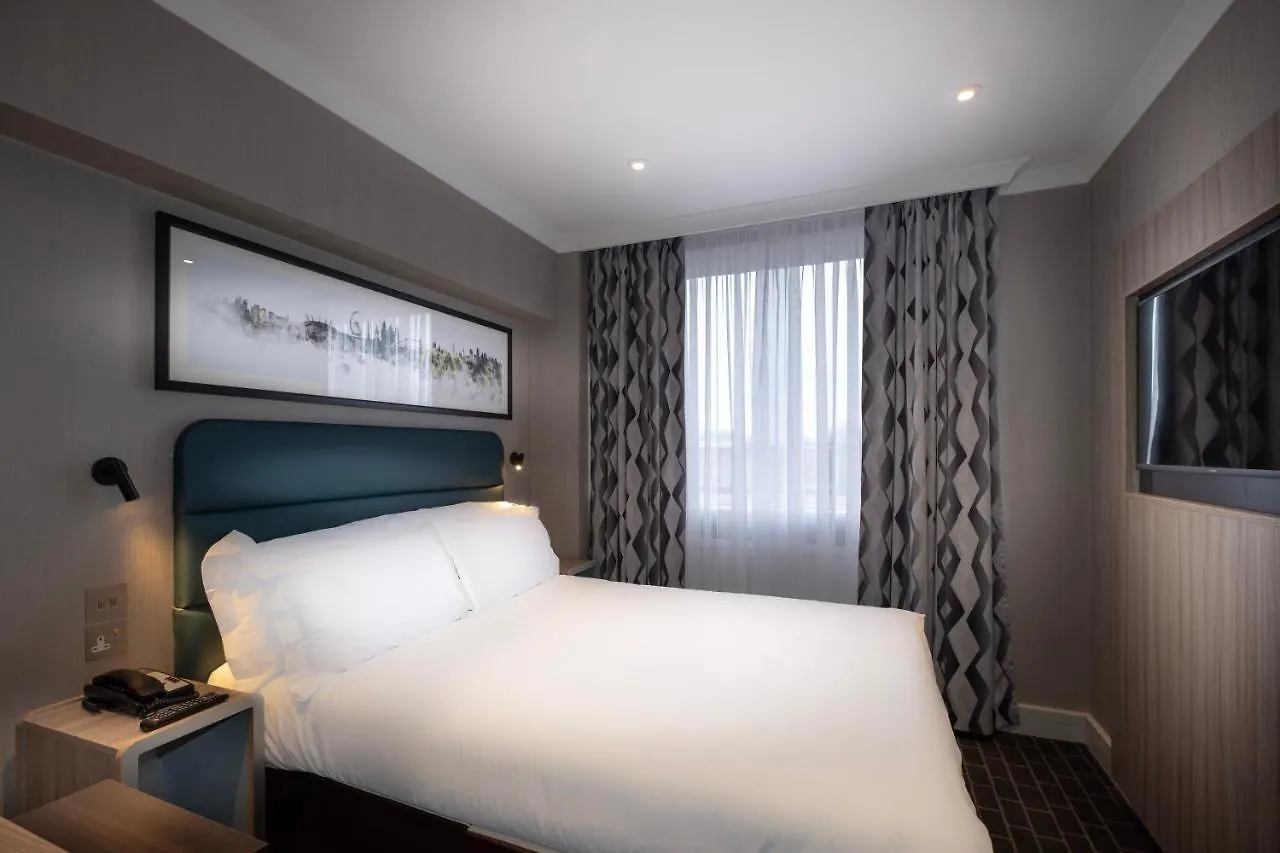 10 Four-Star Hotels in Bloomsbury Worth Booking Now