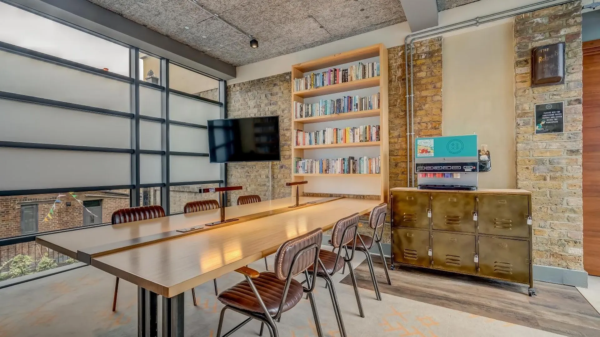 15 Smart 4-Star Hotels In Canary Wharf Worth Booking