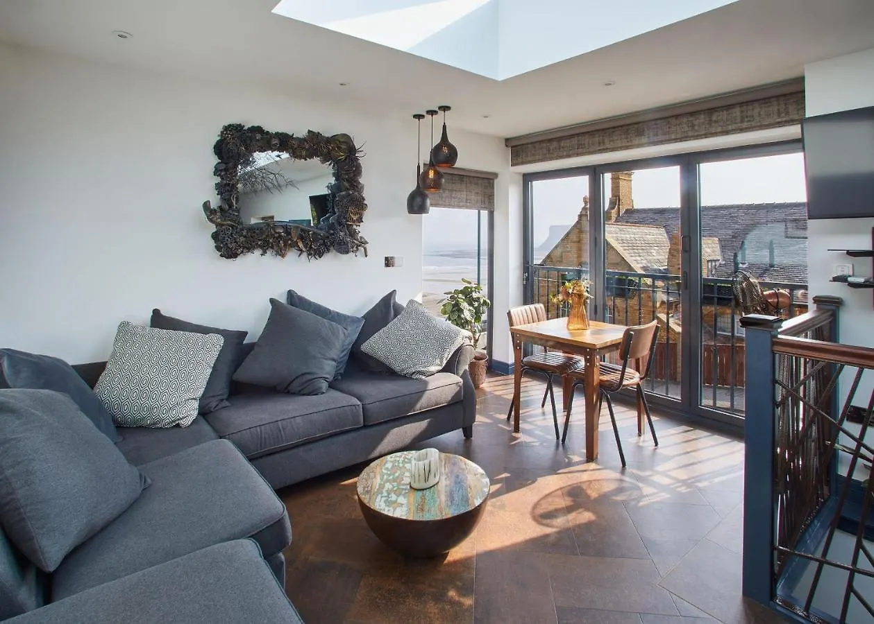 5 Holiday Homes Near Tom Leonard Mining Museum Worth Booking