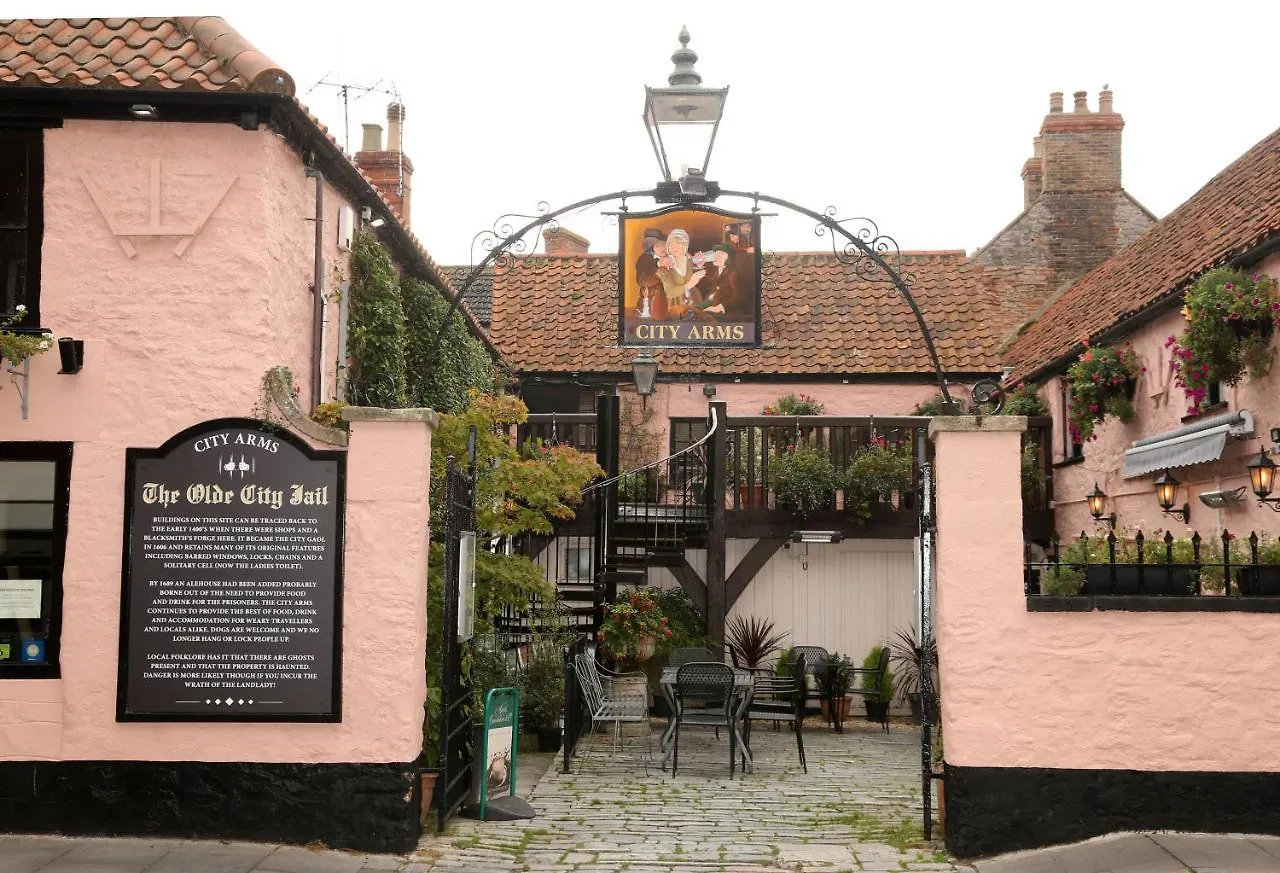 Staying Near Wookey Hole Caves: 4 Staff-Rated Hotels Compared