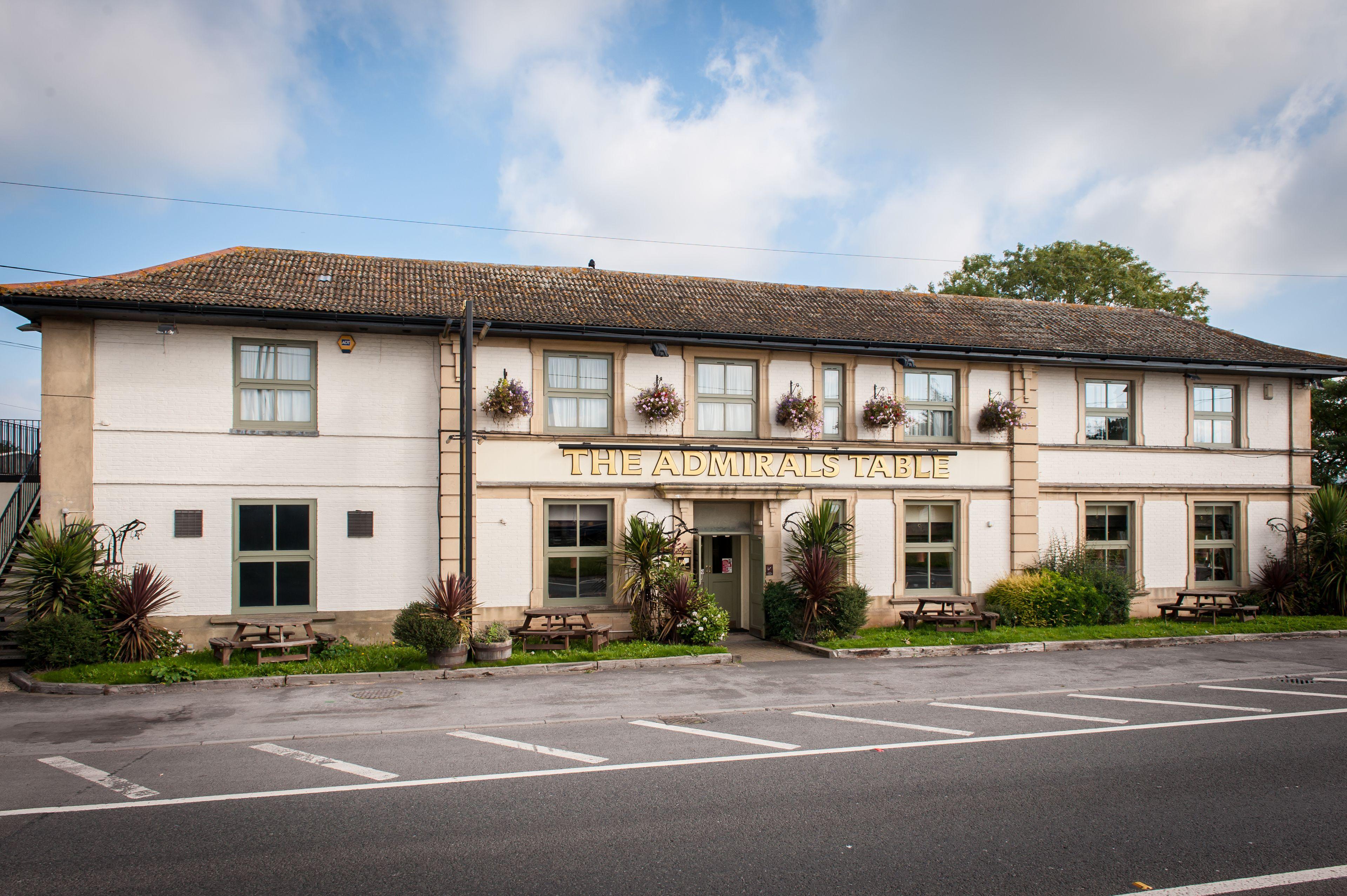 15 Best Family-Friendly Hotels in Somerset for a Stress-Free Stay