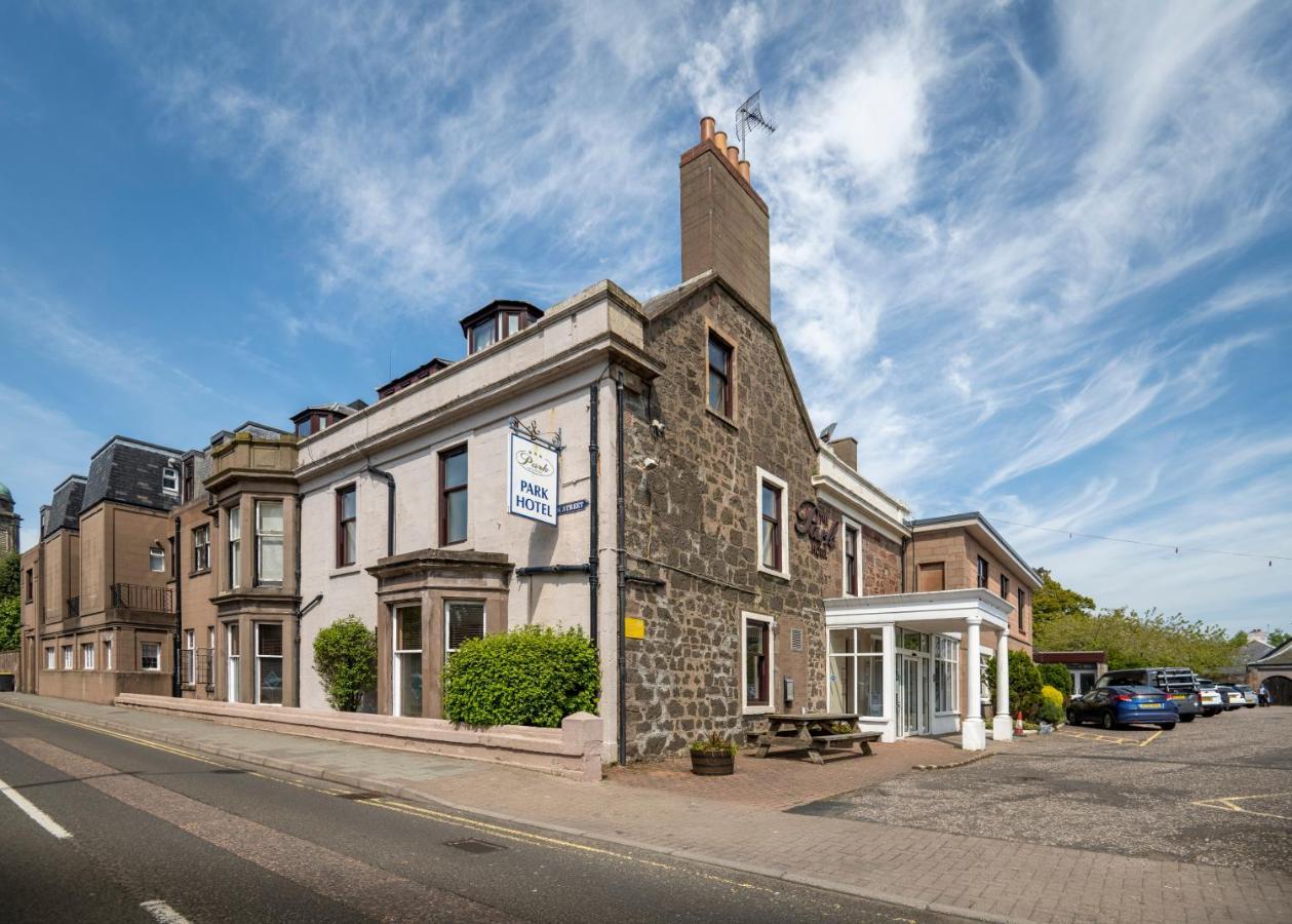 Staying in Tayside: 4 Resort Hotels Compared
